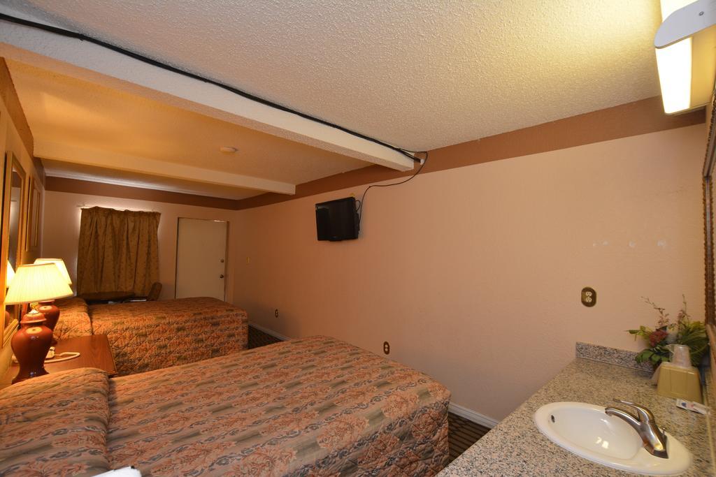 Newcastle Motel מראה חיצוני תמונה